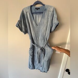 Velvet Heart chambray pocketed shift dress size L